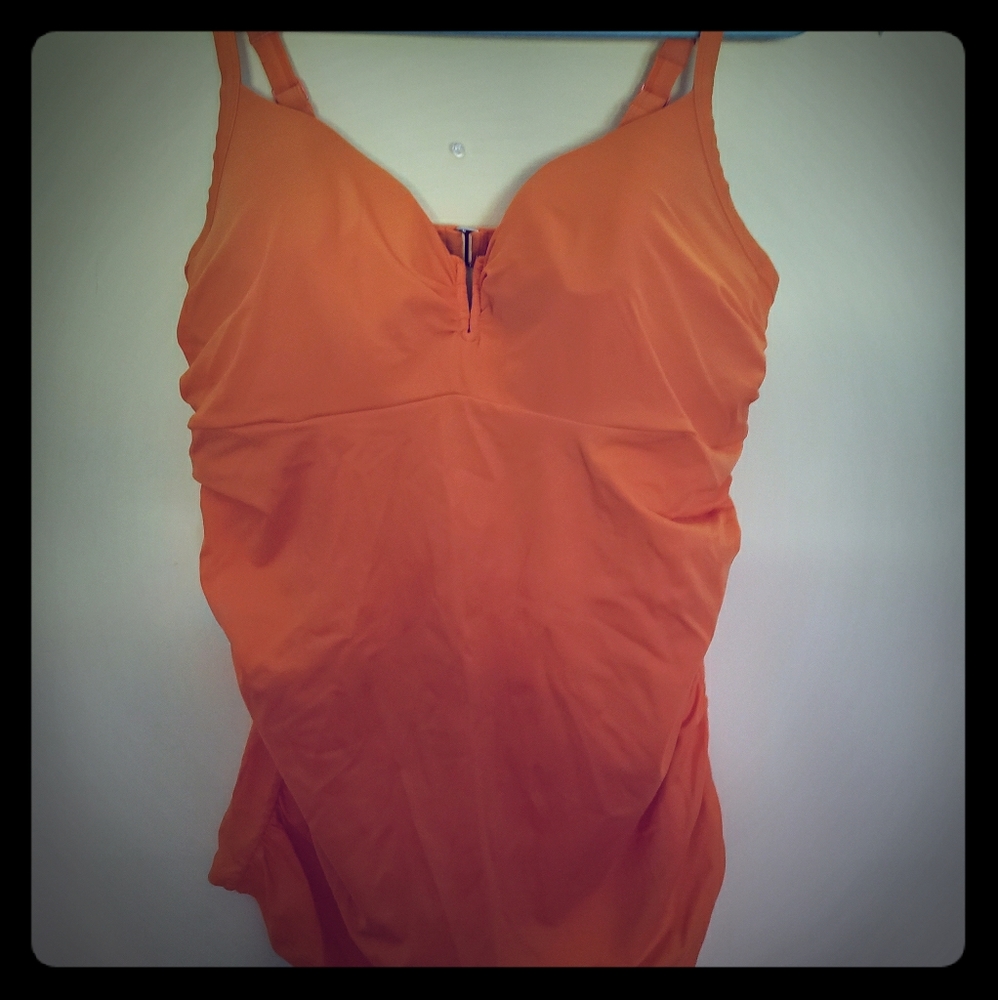 Fitted Underwire Balconette Swim Tankini Top